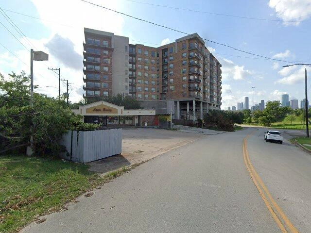 House image located at Crown Point, IN 46307