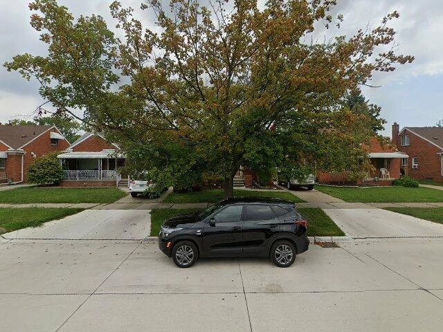 House image located at Allen Park, MI 48101