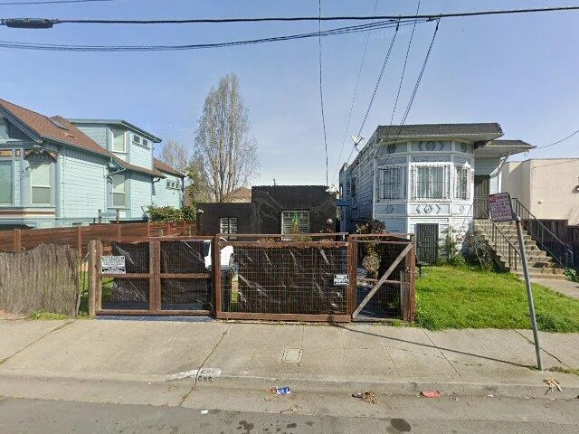 House image located at Oakland, CA 94609