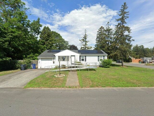 House image located at Warwick, RI 02889