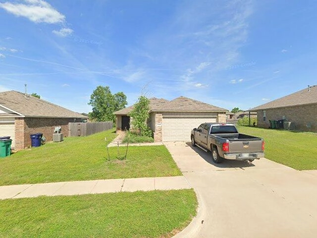 House image located at Yukon, OK 73099