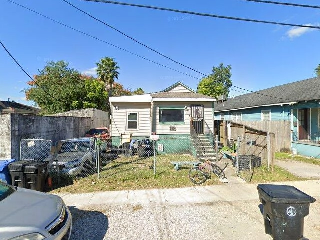 House image located at New Orleans, LA 70117