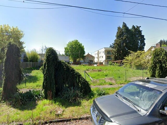 House image located at Portland, OR 97203