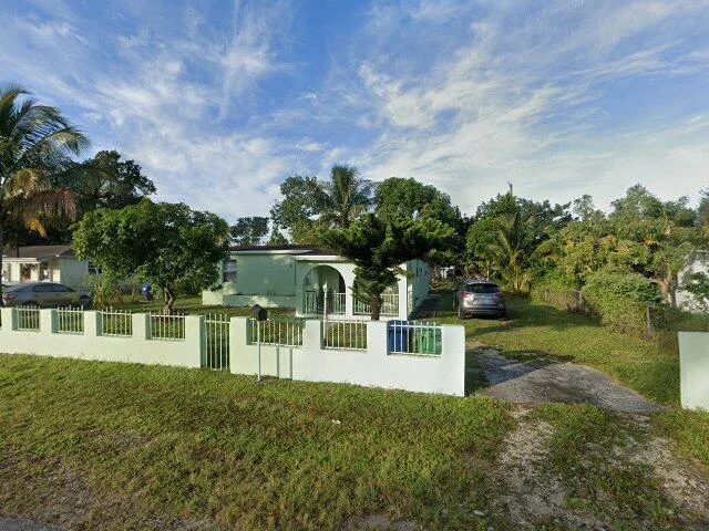 House image located at Miami, FL 33167