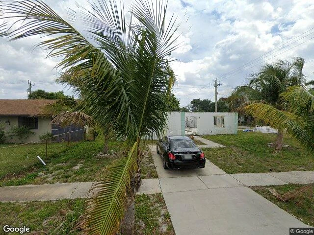 House image located at Boynton Beach, FL 33435