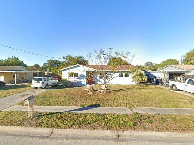 House image located at North Fort Myers, FL 33903