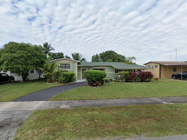 House image located at Miami, FL 33169