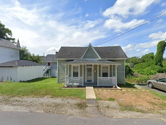 House image located at Roanoke, VA 24016