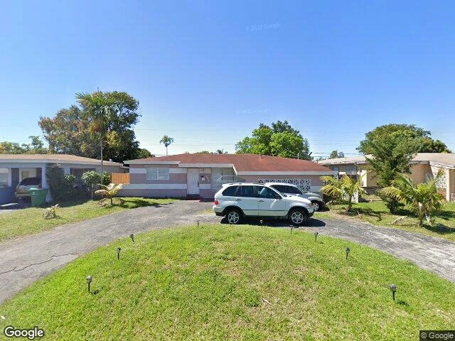 House image located at Hollywood, FL 33023