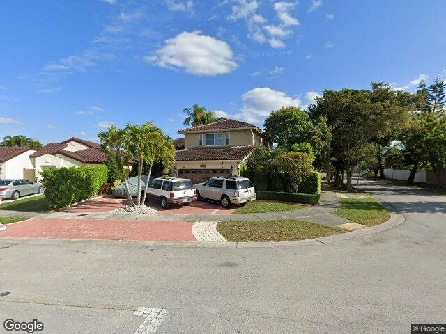 House image located at Miami, FL 33193