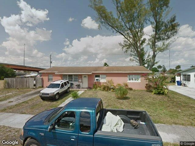 House image located at Miami, FL 33169
