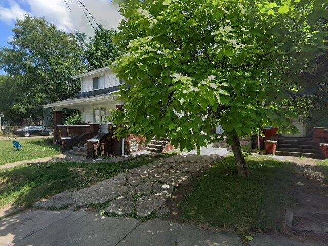 House image located at Canton, OH 44704