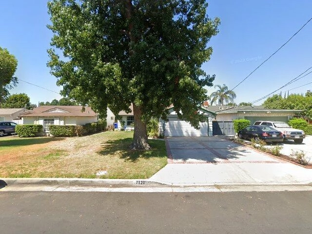 House image located at Reseda, CA 91335