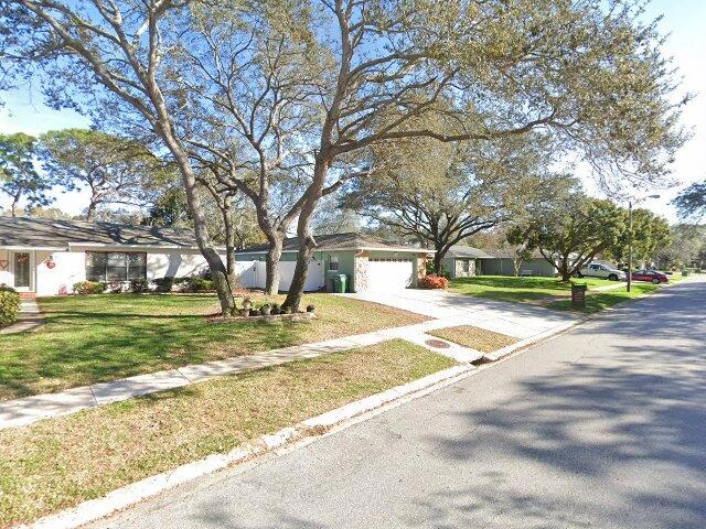 House image located at Seminole, FL 33772