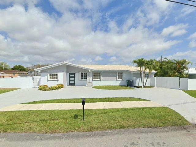 House image located at Miami, FL 33165