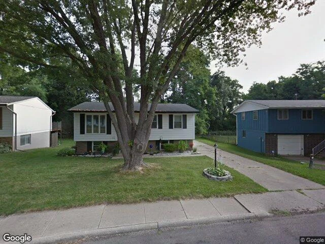 House image located at Peoria, IL 61615