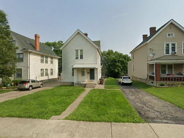 House image located at Cincinnati, OH 45212