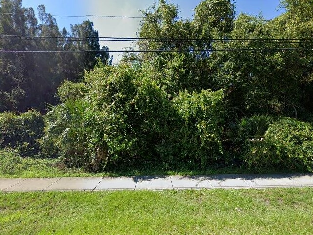 House image located at Tarpon Springs, FL 34689