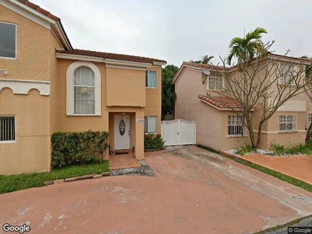 House image located at Miami, FL 33182