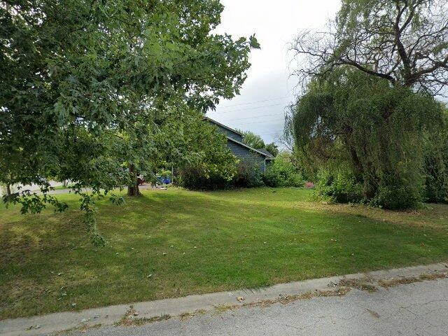 House image located at Oswego, IL 60543