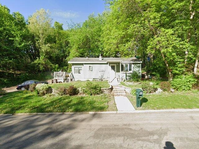 House image located at Saint Paul, MN 55107