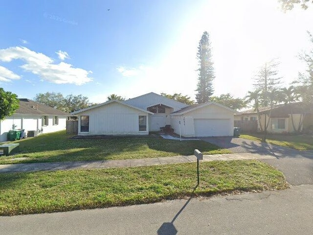 House image located at Miami, FL 33183