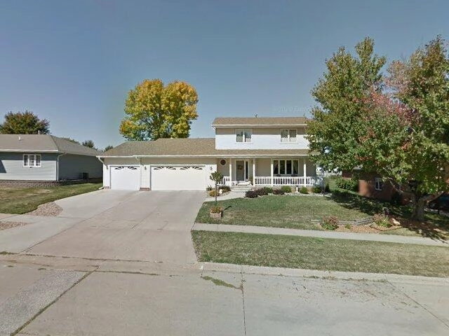 House image located at Newton, IA 50208