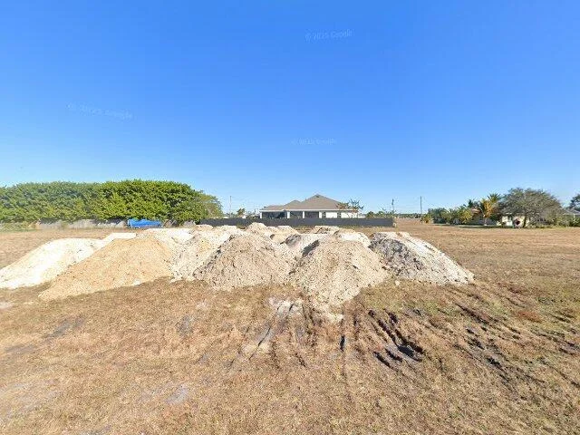 House image located at Cape Coral, FL 33993