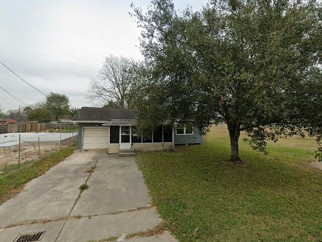 House image located at South Houston, TX 77587