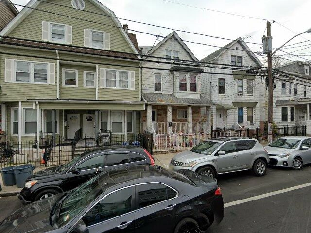 House image located at Newark, NJ 07104