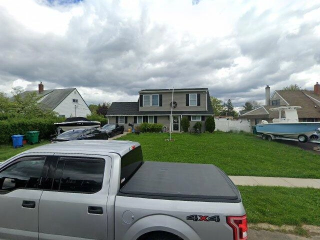 House image located at Levittown, PA 19055