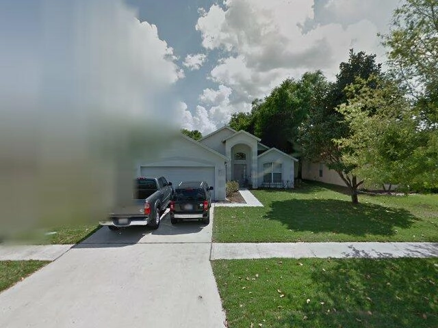 House image located at Lithia, FL 33547