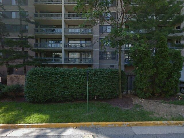 House image located at Falls Church, VA 22041