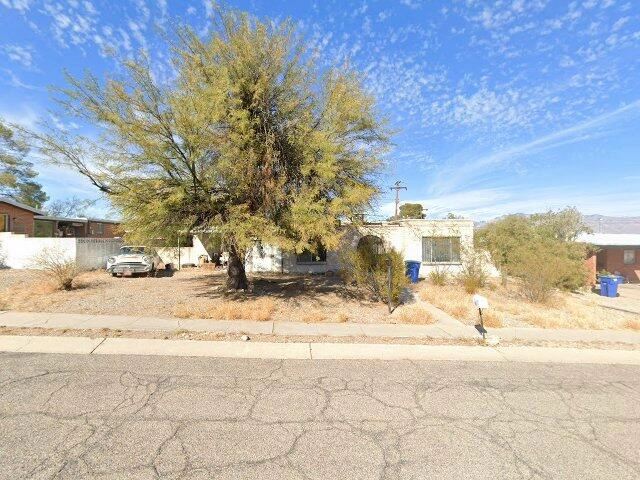 House image located at Tucson, AZ 85745