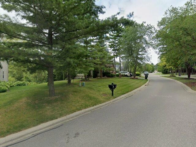 House image located at Howell, MI 48843