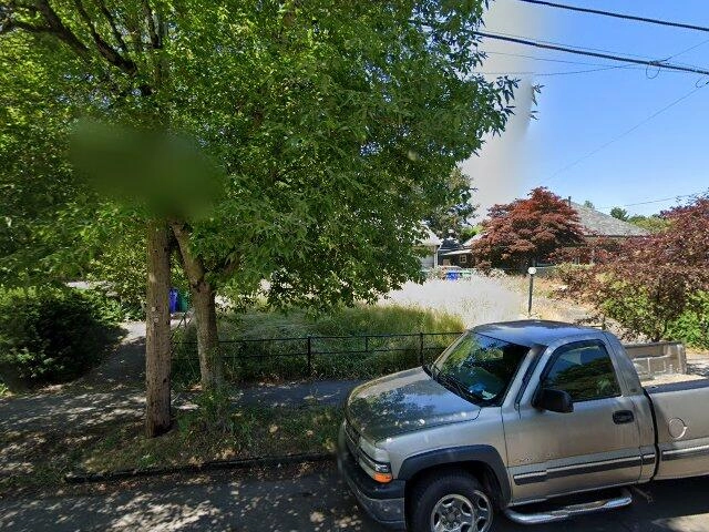 House image located at Portland, OR 97217