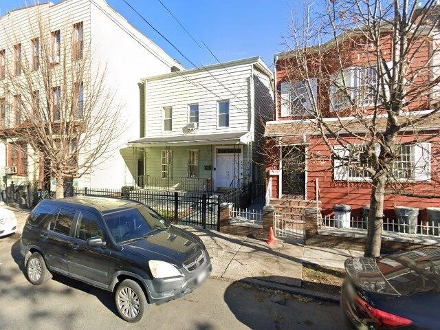 House image located at Columbus, OH 43205