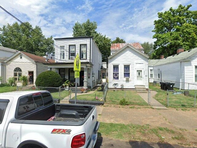 House image located at Louisville, KY 40212