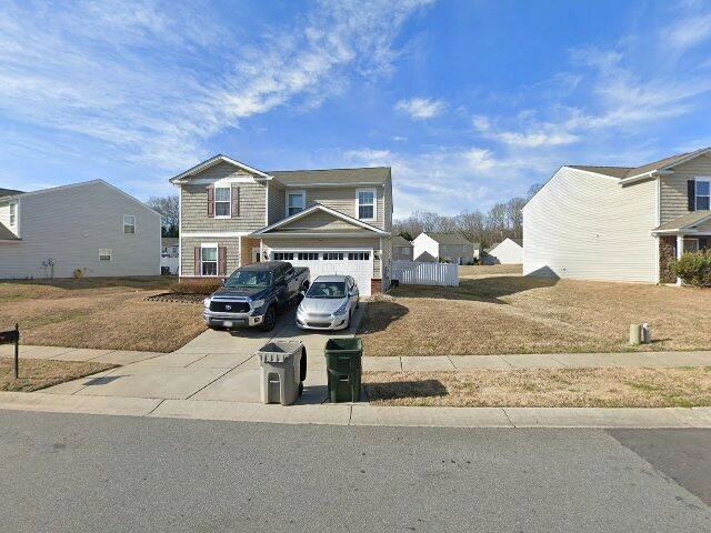 House image located at Gastonia, NC 28054