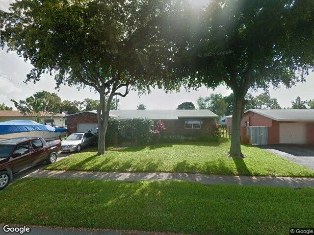 House image located at Hollywood, FL 33023