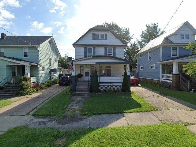 House image located at Cleveland, OH 44144