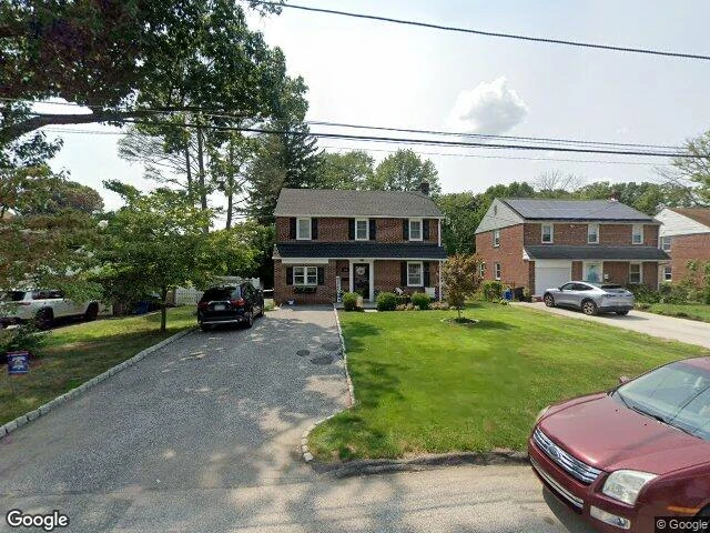 House image located at Havertown, PA 19083