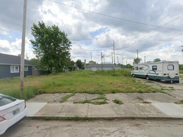 House image located at Indianapolis, IN 46225