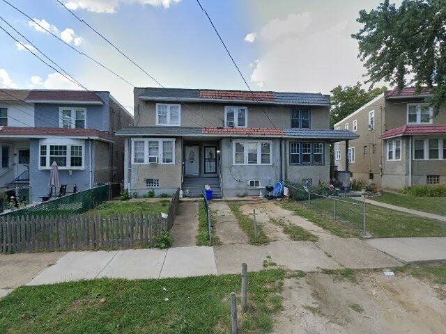 House image located at Camden, NJ 08104