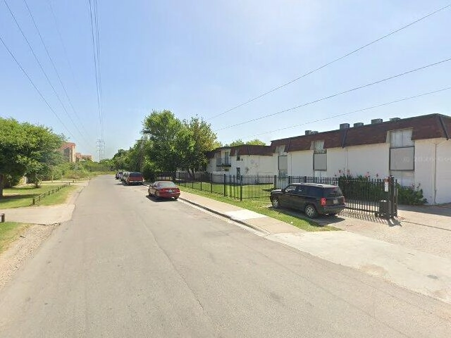 House image located at Dallas, TX 75220