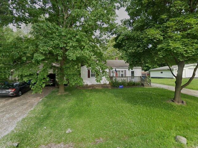 House image located at Waterford, MI 48328