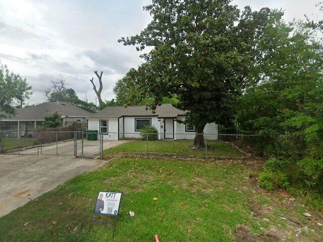 House image located at Houston, TX 77051