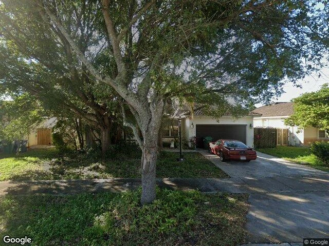 House image located at Miami, FL 33196
