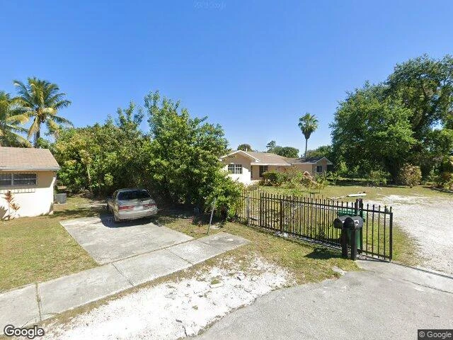 House image located at Miami, FL 33161
