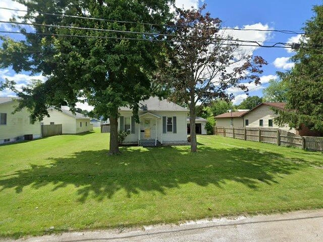 House image located at Carlinville, IL 62626